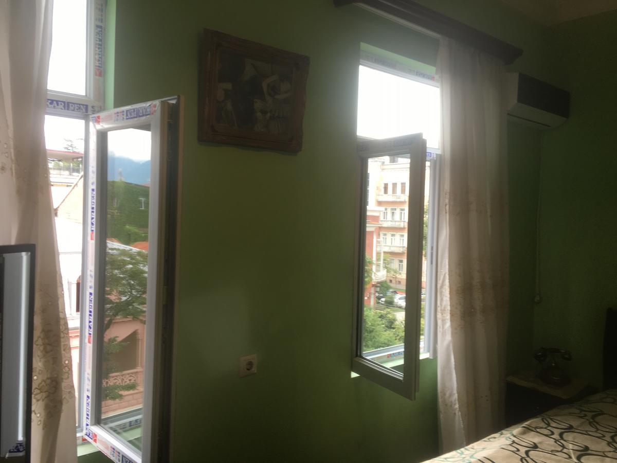 Duru'S Apartment With 3 Bedrooms Batumi Esterno foto